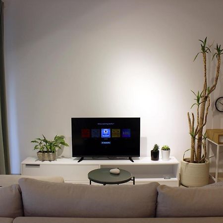 Collective Urban Villa In Tirana Exterior photo