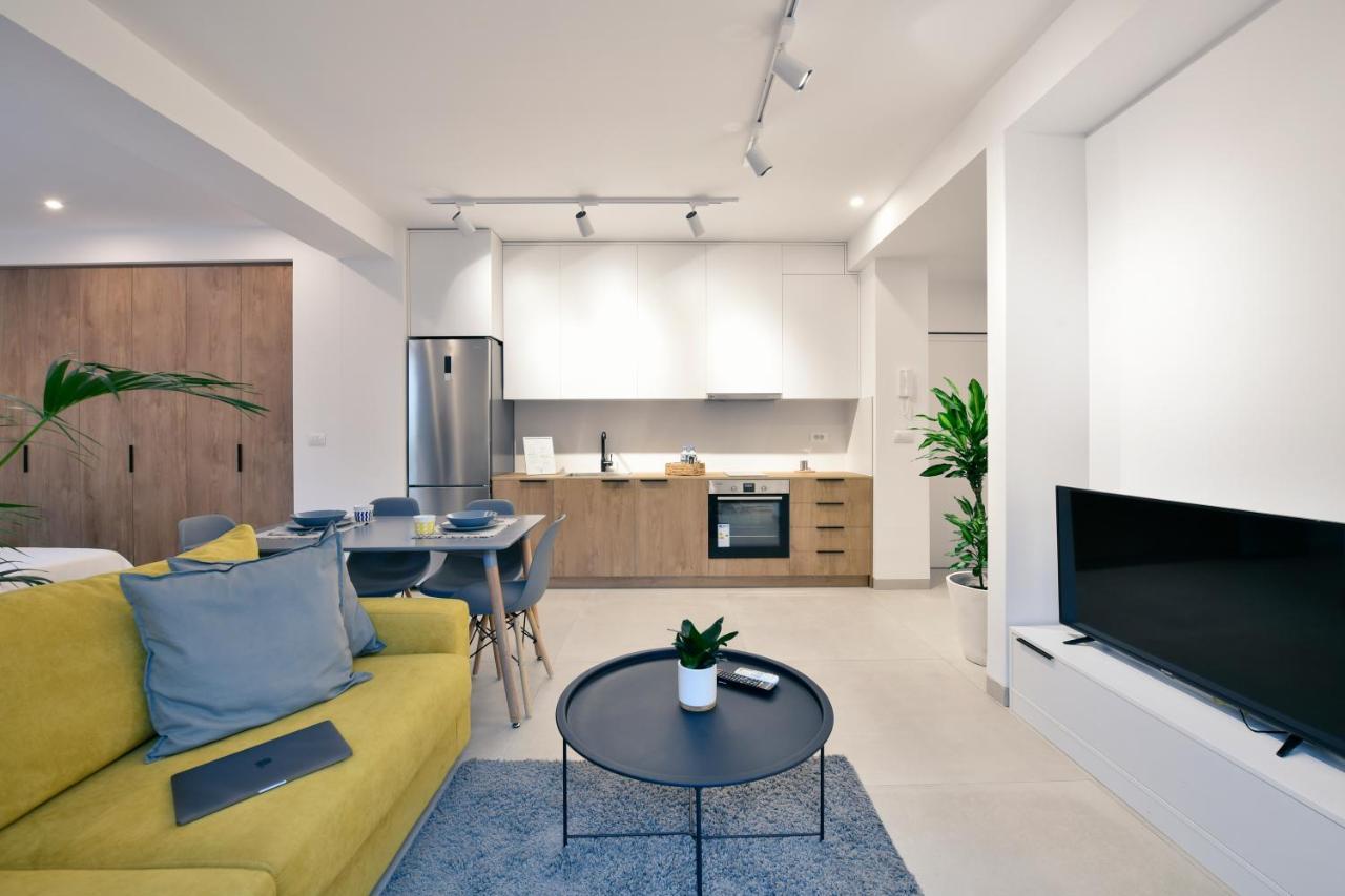 Collective Urban Villa In Tirana Exterior photo