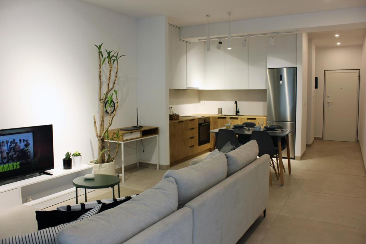Collective Urban Villa In Tirana Exterior photo